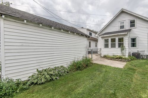 536 54 St, Milwaukee WI 53210-2327 exterior