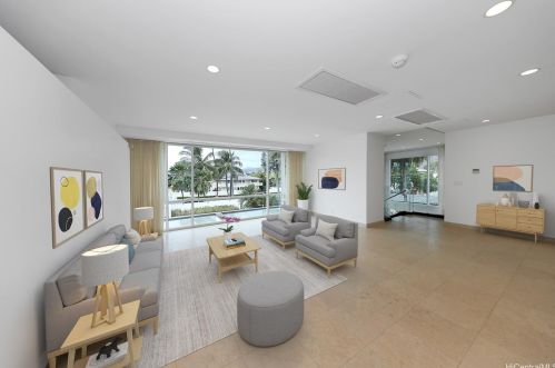 4801 Kahala Ave, Honolulu HI 96816-5231 exterior