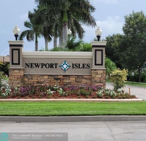 2018 Providence Pl, Fort Pierce FL  34953-4385 exterior