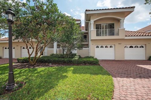 8413 Abbington Cir, Naples FL 34108-7716 exterior