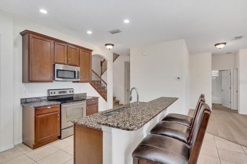 18111 Bahama Bay Dr, Tampa FL 33647-3458 exterior