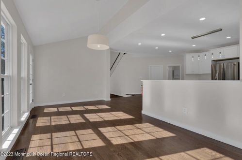 33 Jefferson Ct, Jackson Twp NJ  08527-5159 exterior