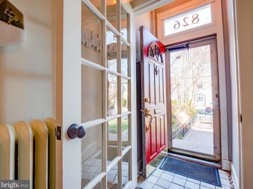 826 12 St, Washington DC 20002-4436 exterior