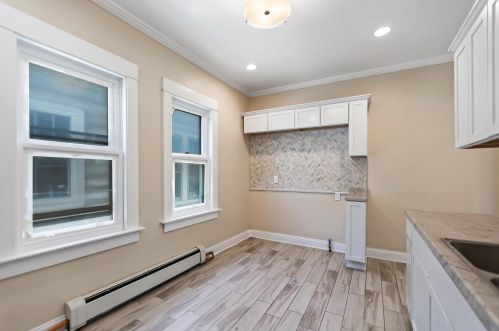 3217 40th St, Milwaukee WI  53215-4024 exterior