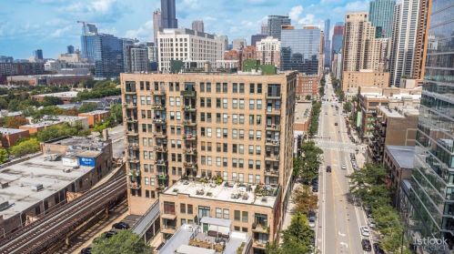 1322 Wabash Ave, Chicago IL  60605-2508 exterior