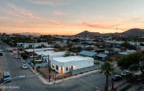 1045 Anita Ave, Tucson AZ  85705-7515 exterior