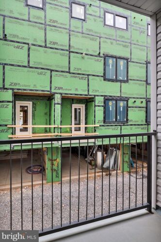 959 Marshall St, Philadelphia PA 19122 exterior