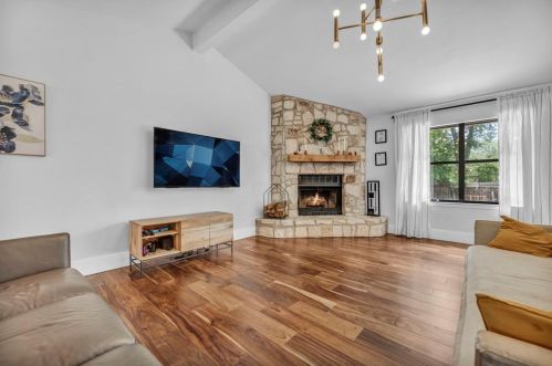 3300 Eldorado Trl, Austin TX 78739-5704 exterior