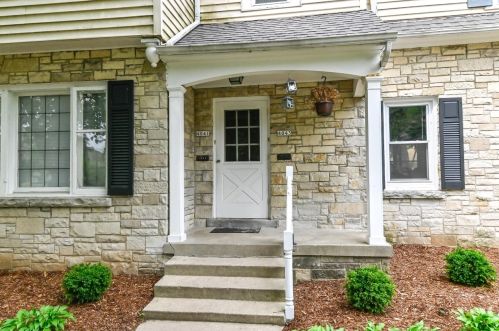 4041 Bartlett Ave, Milwaukee WI  53211-1909 exterior