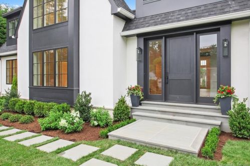 19 Overlook Dr, Greenwich CT 06830-6713 exterior