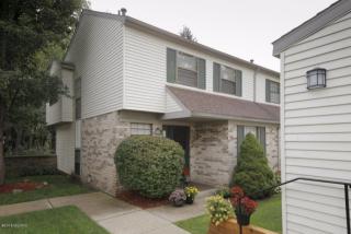 3857 Greenleaf Cir, Kalamazoo, MI 49008-2510