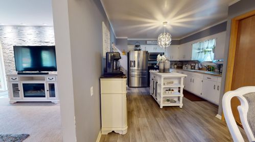 7824 Verona Ct, Milwaukee WI  53219-3860 exterior