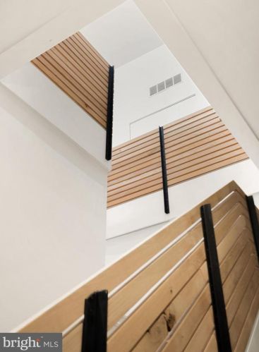 829 2nd St, Philadelphia PA 19133 exterior