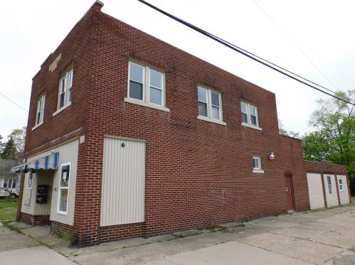 1101 Spring St, Meskegon, MI 49442-3489