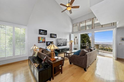 6367 Caminito Estrellado, San Diego CA 92120-3022 exterior