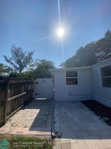 10666 228th Ln, Boca Raton FL  33428-5757 exterior