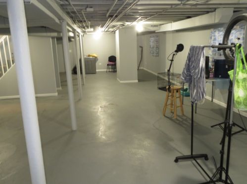 2032 10 Ave, Broadview IL 60153-1924 exterior