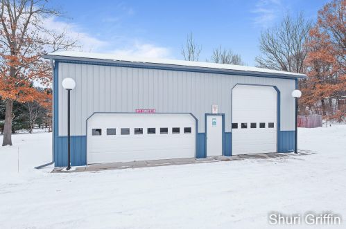 11470 Bluewater Hwy, Lowell MI 49331-9220 exterior