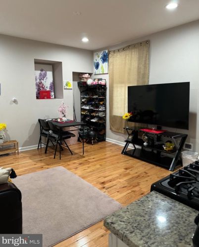 5578 Ludlow St, Philadelphia PA 19139-3206 exterior