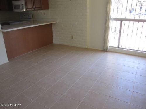 7812 Linden St, Tucson AZ  85715-4529 exterior