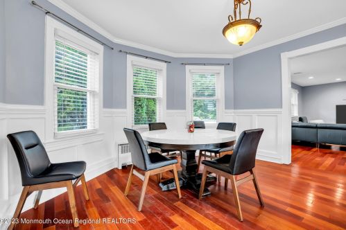 308 Monmouth Rd, West Long Branch NJ 07764-1028 exterior