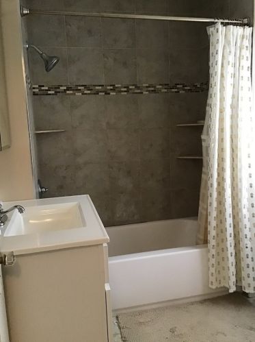 1444 12 Ave, Broadview IL 60153-1406 exterior