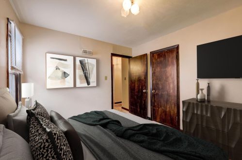 300 80, Milwaukee WI 53214-4548 exterior