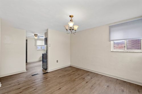 9822 Glendale Ave, Pittsburgh PA 15227-2831 exterior