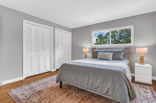 2374 Jenkinson Dr, Pittsburgh PA  15237-6620 exterior