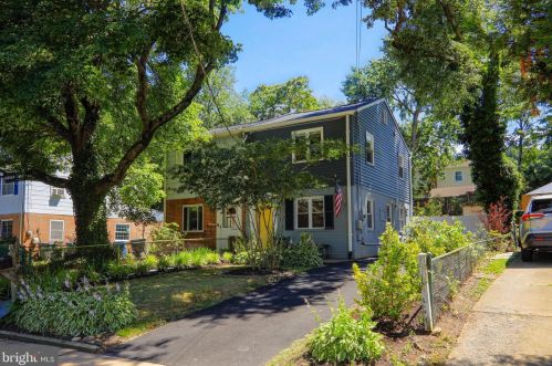 2331 Glendale Ter, Alexandria VA 22303-1907 exterior