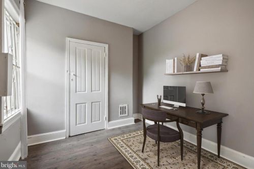 330 41 St, Philadelphia PA 19104-4012 exterior