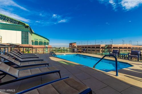 310 4th St, Phoenix AZ  85004-0610 exterior