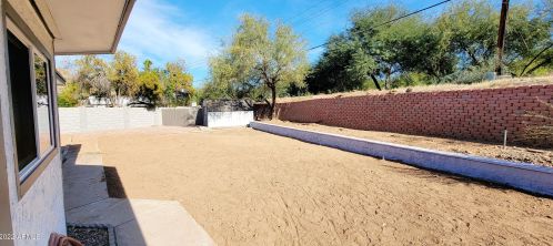 1331 Andorra Dr, Phoenix AZ  85032 exterior