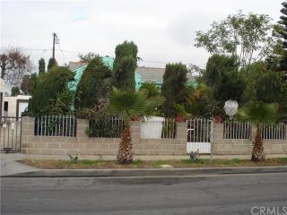 1621 81st St, Los Angeles, CA 90001-3815