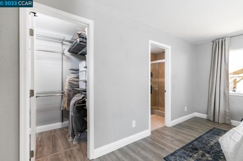 2521 Maple Ave, Concord CA 94520-1822 exterior