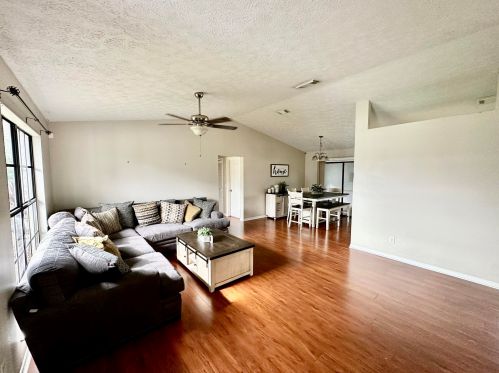 507 Aster Rd, Fort Pierce FL  34953-2904 exterior