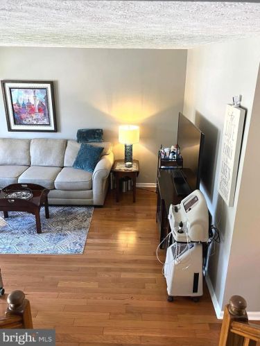 8124 Brightridge Ct, Ellicott MD 21043-6988 exterior