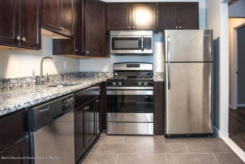 1905 Lilly Ln, Jackson Twp, NJ 08527-4144