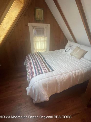 4 Center St, Locust NJ  07760-1713 exterior