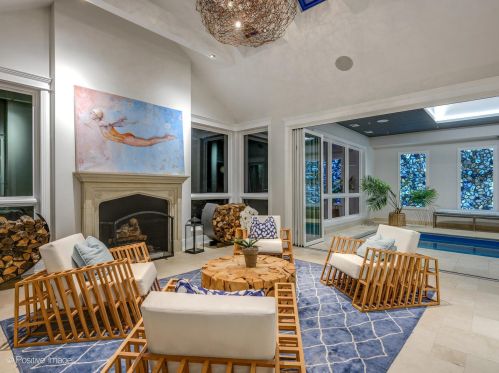 3720 Greenview Ave, Chicago IL 60613-3610 exterior