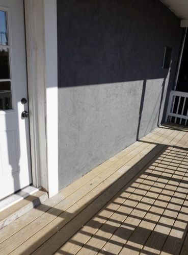 2236 Woodstock Ave, Pittsburgh PA 15218-2636 exterior