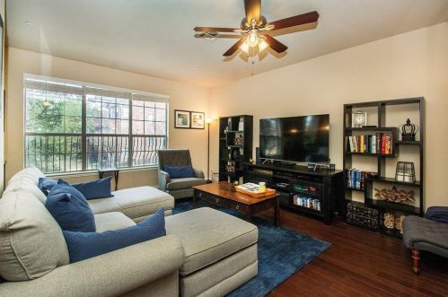 1416 Biltmore Ln, Irving TX exterior