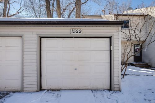 1522 Aspen Dr, Saint Paul MN 55122-1305 exterior