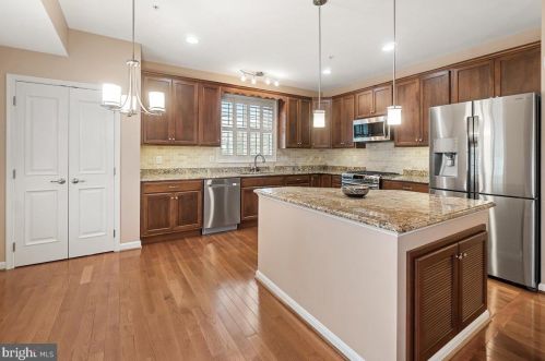 1 Stine Ct, Middletown MD 21769-7878 exterior