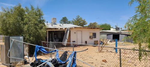 2113 Irving Ave, Tucson AZ 85711-4721 exterior