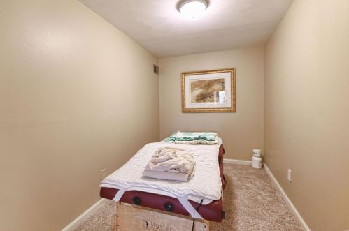 140 Ambleside Ln, Saint Louis MO 63141-7437 exterior