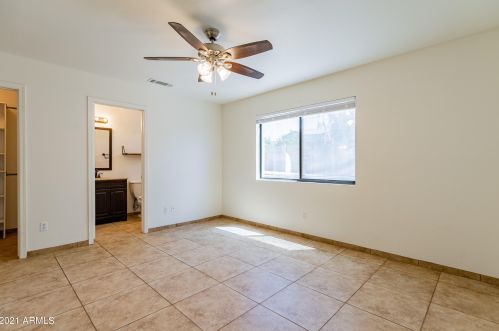 22409 31 Dr, Phoenix AZ 85041-4303 exterior