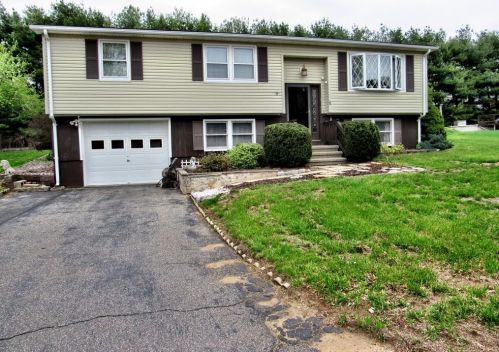 11 Laurel Dr, Ware, MA 01082-1707