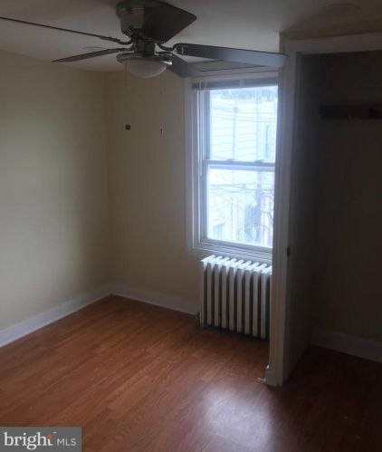 813 Bucknell St, Philadelphia PA 19145-3213 exterior