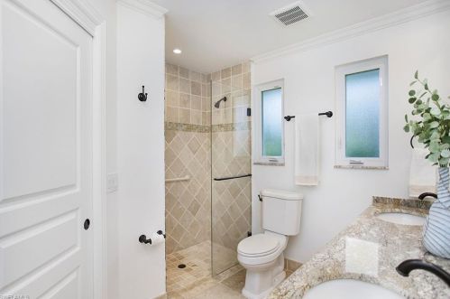 44 Cajeput Dr, Naples FL 34108-2611 exterior